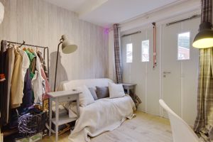 Annexe/Garage- click for photo gallery